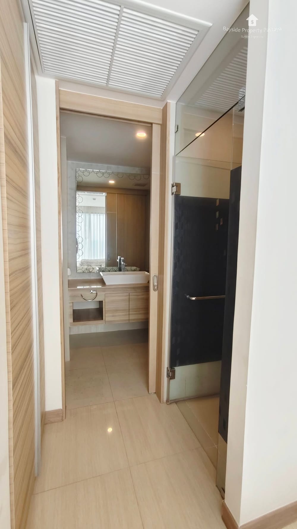 Sea View 1 Bedroom Condo for Rent at The Riviera Jomtien, Pattaya - 24/7 Security 7