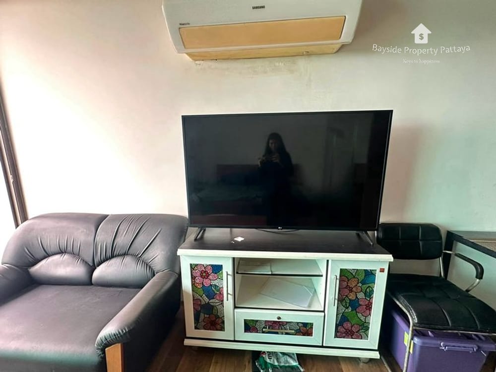 The Peak Towers: Studio-Apartment mit Meerblick in Pratumnak 3