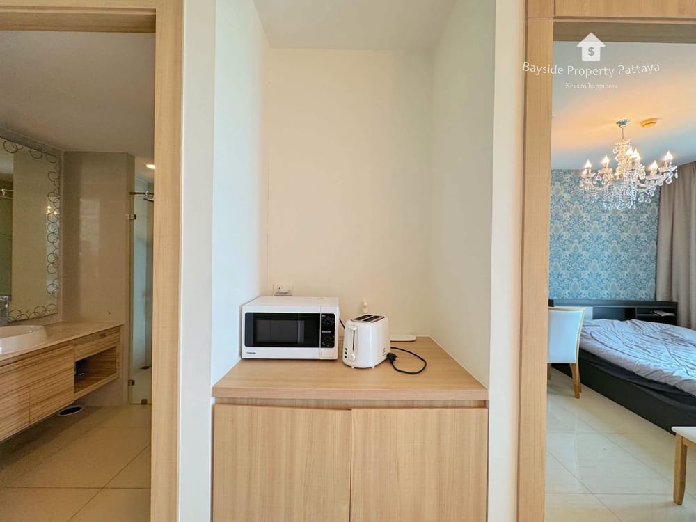 Sea View 2-Bedroom Condo for Sale at The Riviera Wong Amat Beach, Pattaya 10