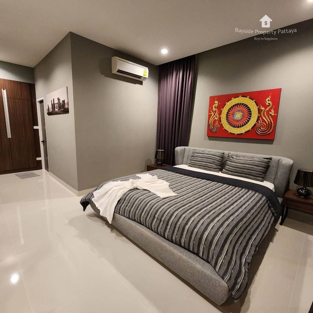 3-Bedroom Pool Villa for Rent in East Pattaya with Air Conditioning 3