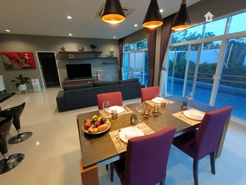 3-Bedroom Pool Villa for Rent in East Pattaya with Air Conditioning 13