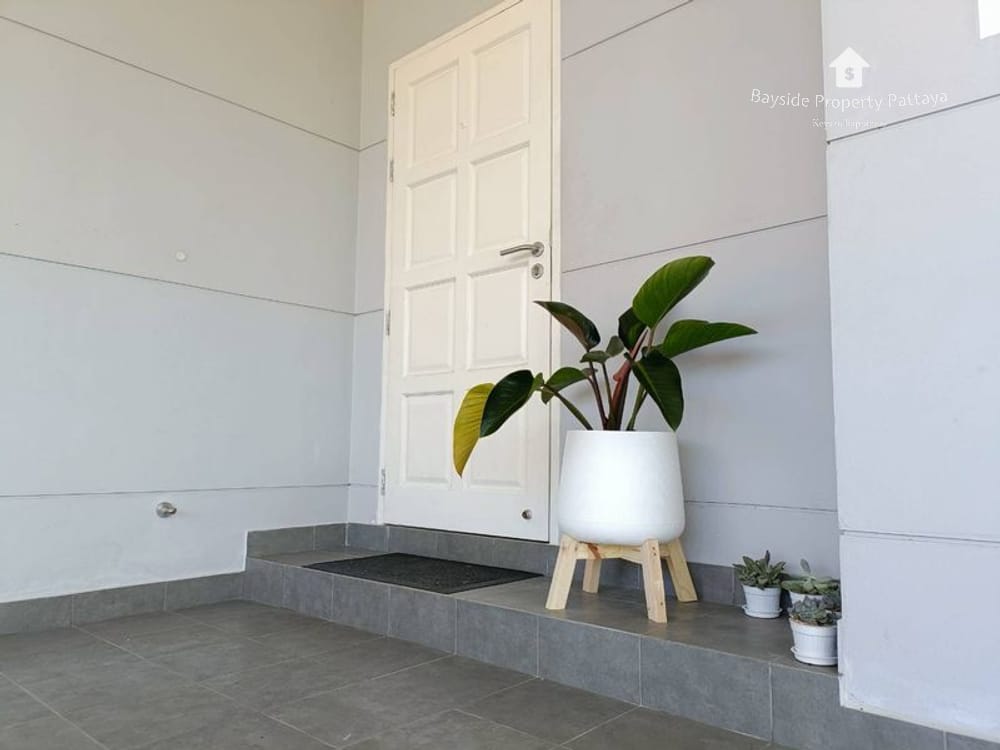 3-Bedroom Pool Villa for Rent in East Pattaya with Air Conditioning 15
