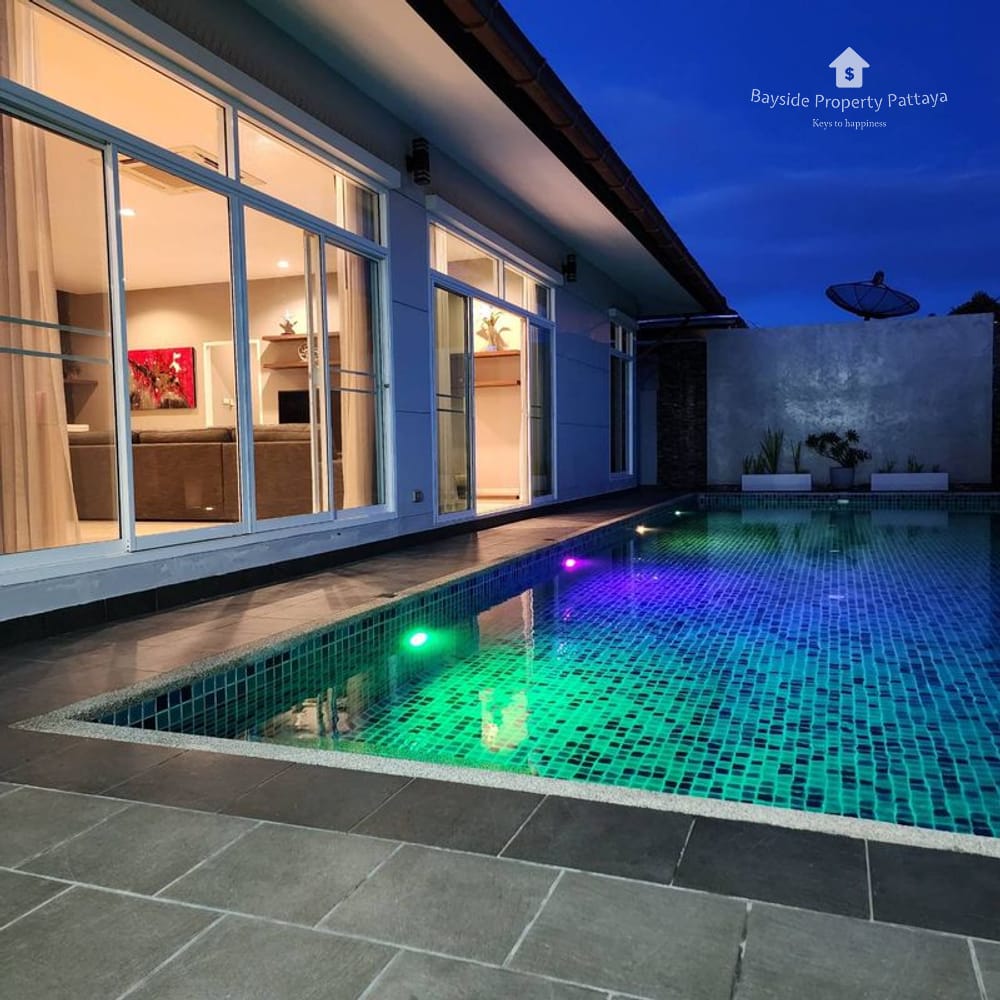 3-Bedroom Pool Villa for Rent in East Pattaya with Air Conditioning 18