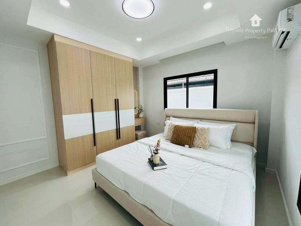 ขาย 3 ห้องนอน พูลวิลล่า ใน พัทยาตะวันออก, พัทยา 11