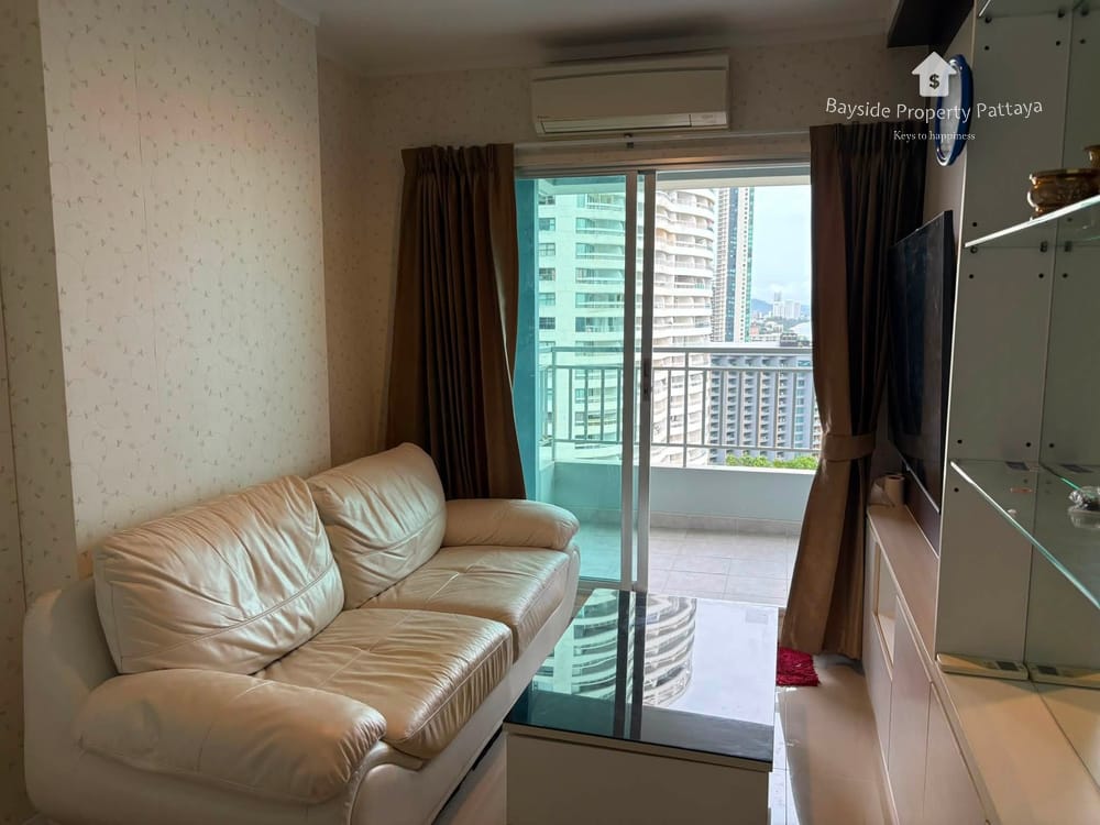 Beachfront 1-Bedroom Condo for Rent at Lumpini Park Beach Jomtien, Pattaya 2