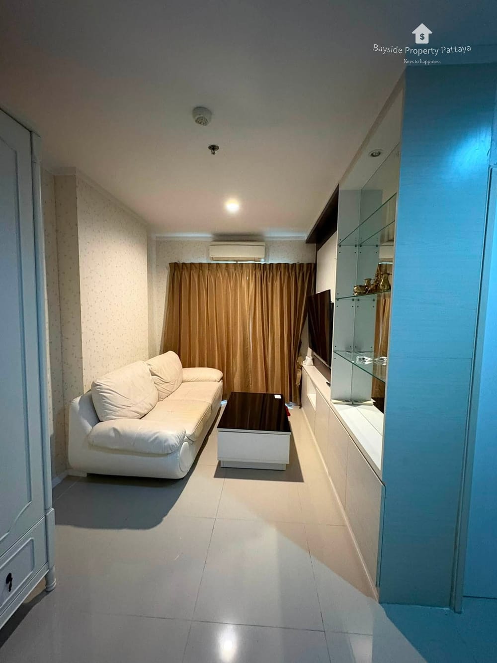 Beachfront 1-Bedroom Condo for Rent at Lumpini Park Beach Jomtien, Pattaya 12