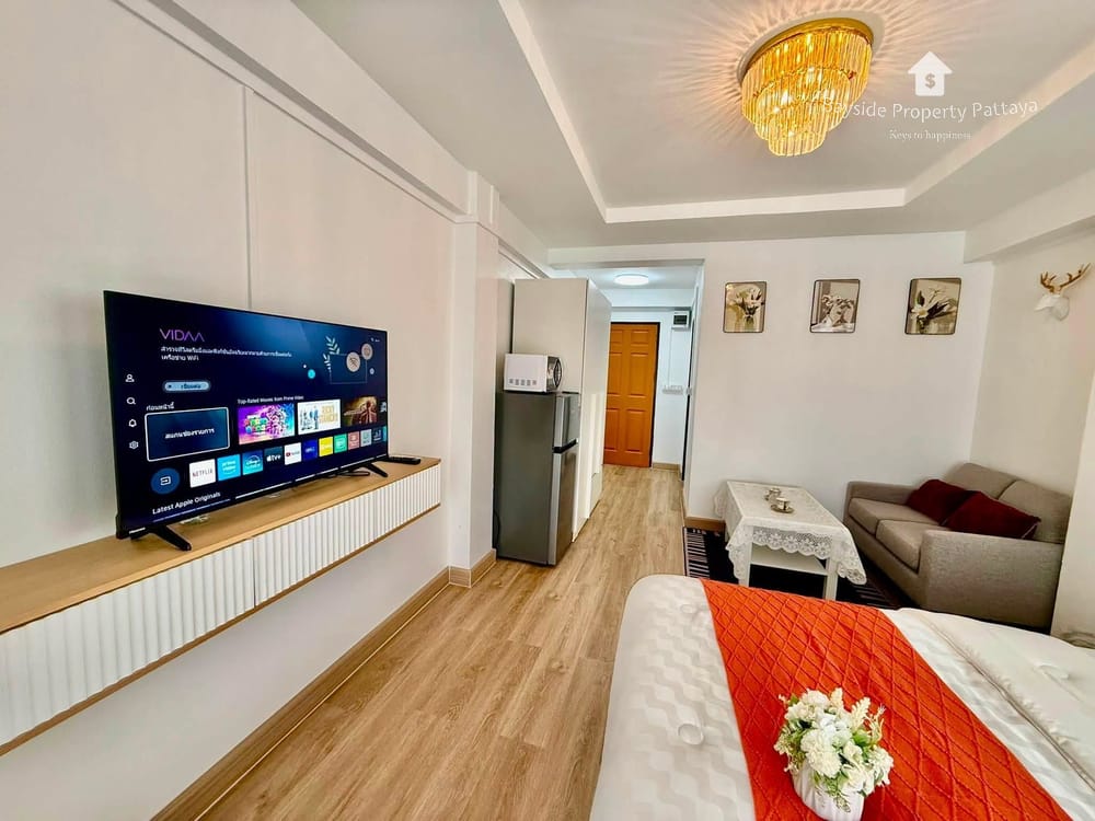 芭提雅市中心Niran condominium公寓26平米开间户型1卫出售 8