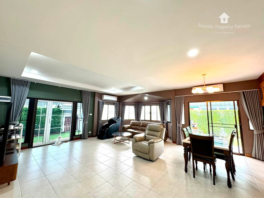 3-Bedroom Detached House with 24/7 Security at The Siam Place Pool Villa, East Pattaya 3