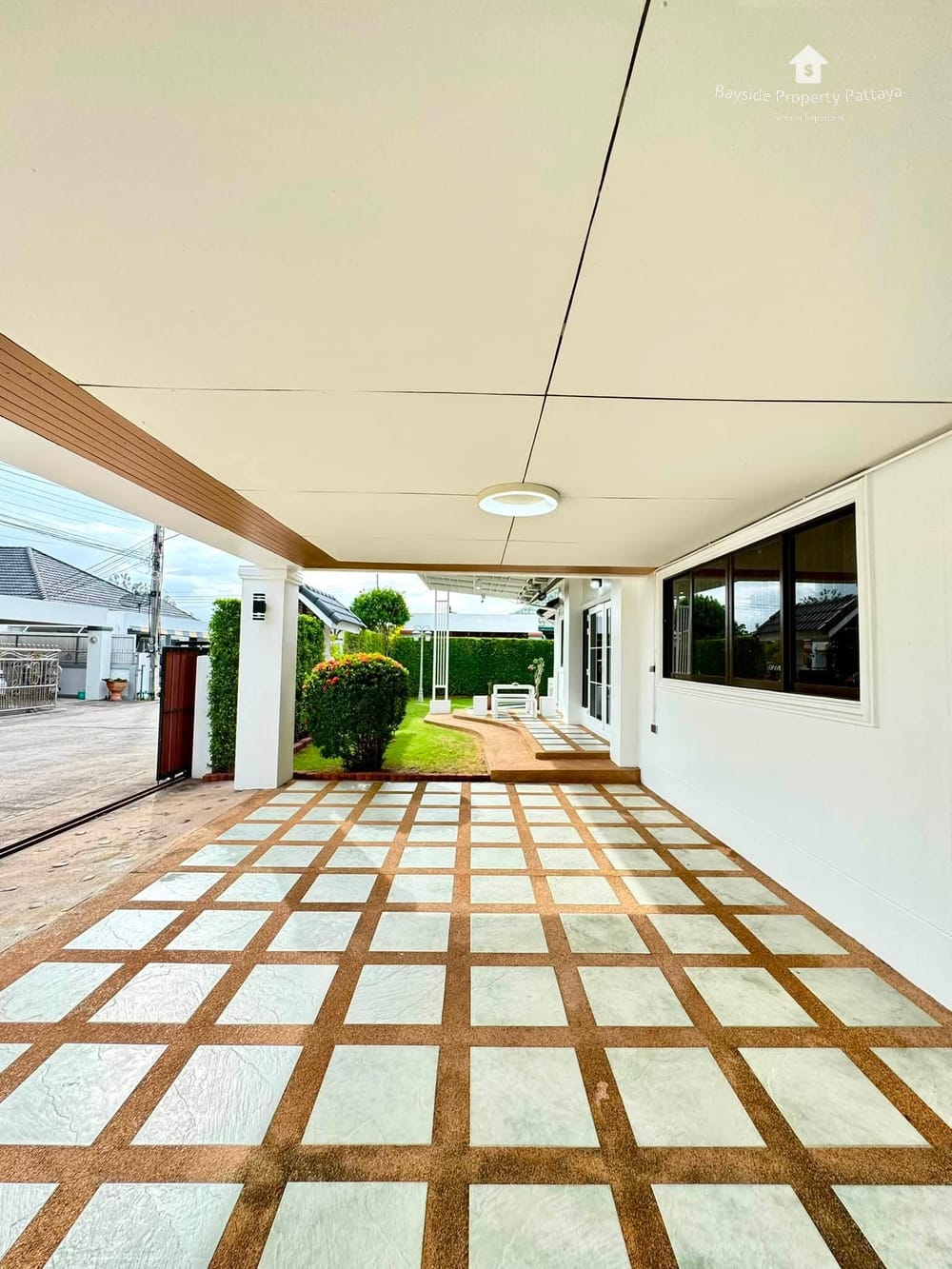 3-Bedroom Detached House with 24/7 Security at The Siam Place Pool Villa, East Pattaya 6