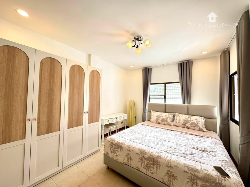 3-Bedroom Detached House with 24/7 Security at The Siam Place Pool Villa, East Pattaya 12