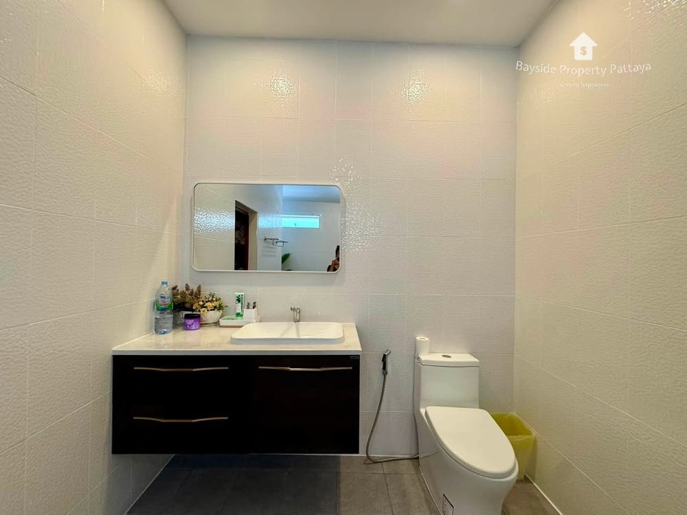 3-Bedroom Detached House with 24/7 Security at The Siam Place Pool Villa, East Pattaya 21