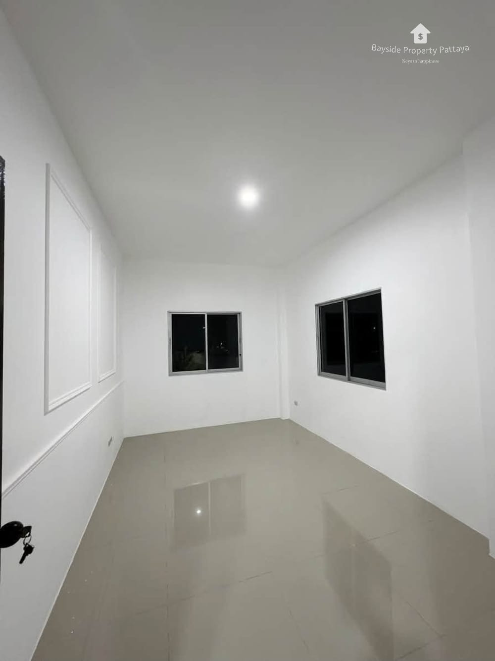 East Pattaya: Haus mit Stadtblick und 2 Schlafzimmern zu verkaufen 8
