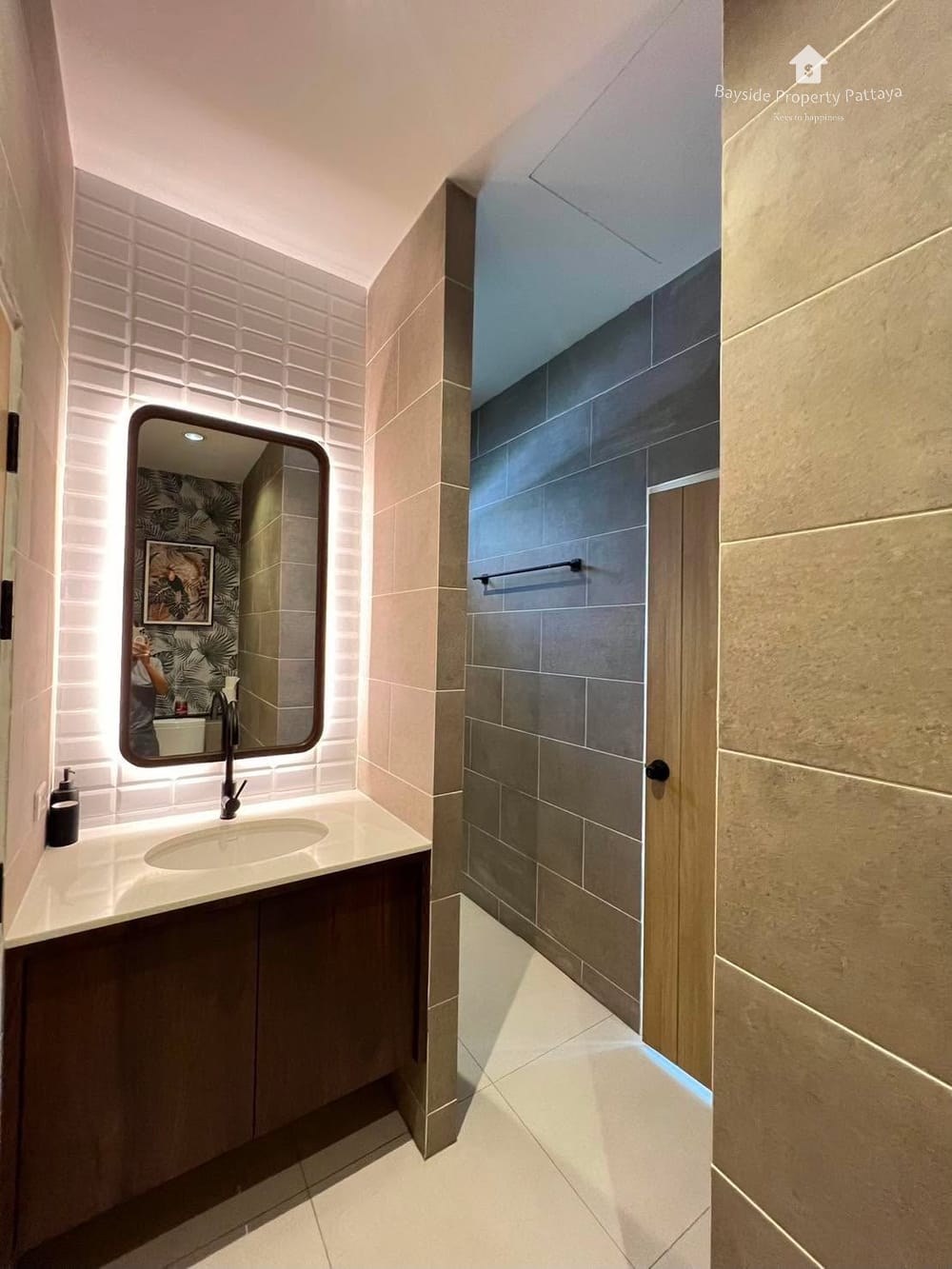 3-Bedroom Pool Villa for Sale and Rent in Panalee Banna Village, East Pattaya 5