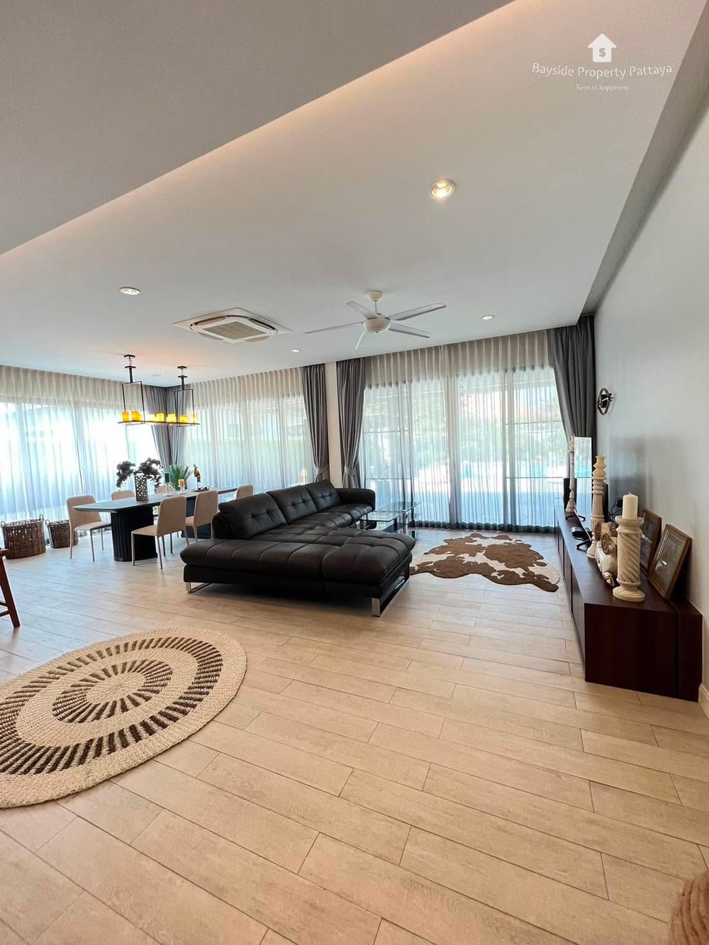 3-Bedroom Pool Villa for Sale and Rent in Panalee Banna Village, East Pattaya 2