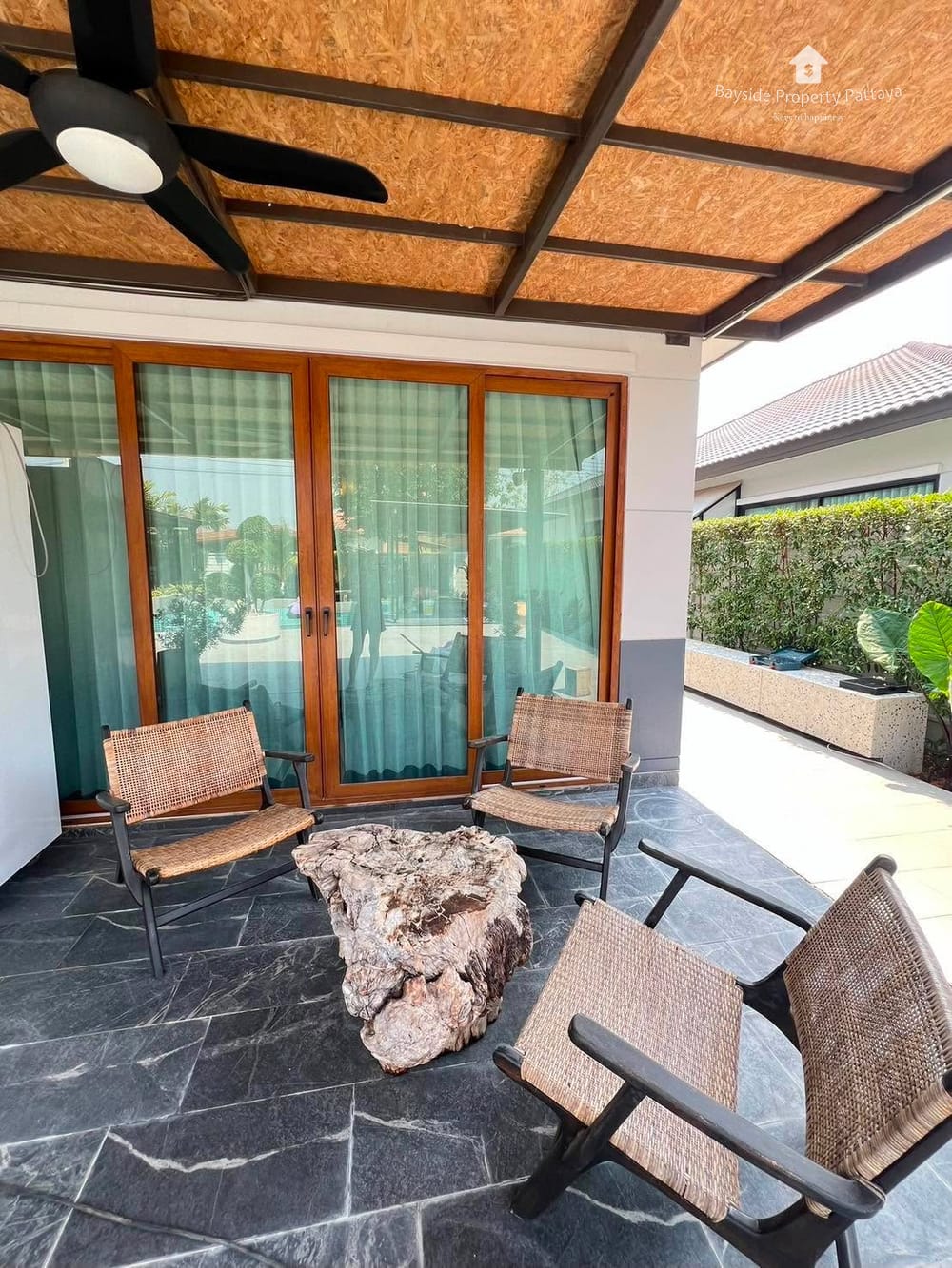 3-Bedroom Pool Villa for Sale and Rent in Panalee Banna Village, East Pattaya 11