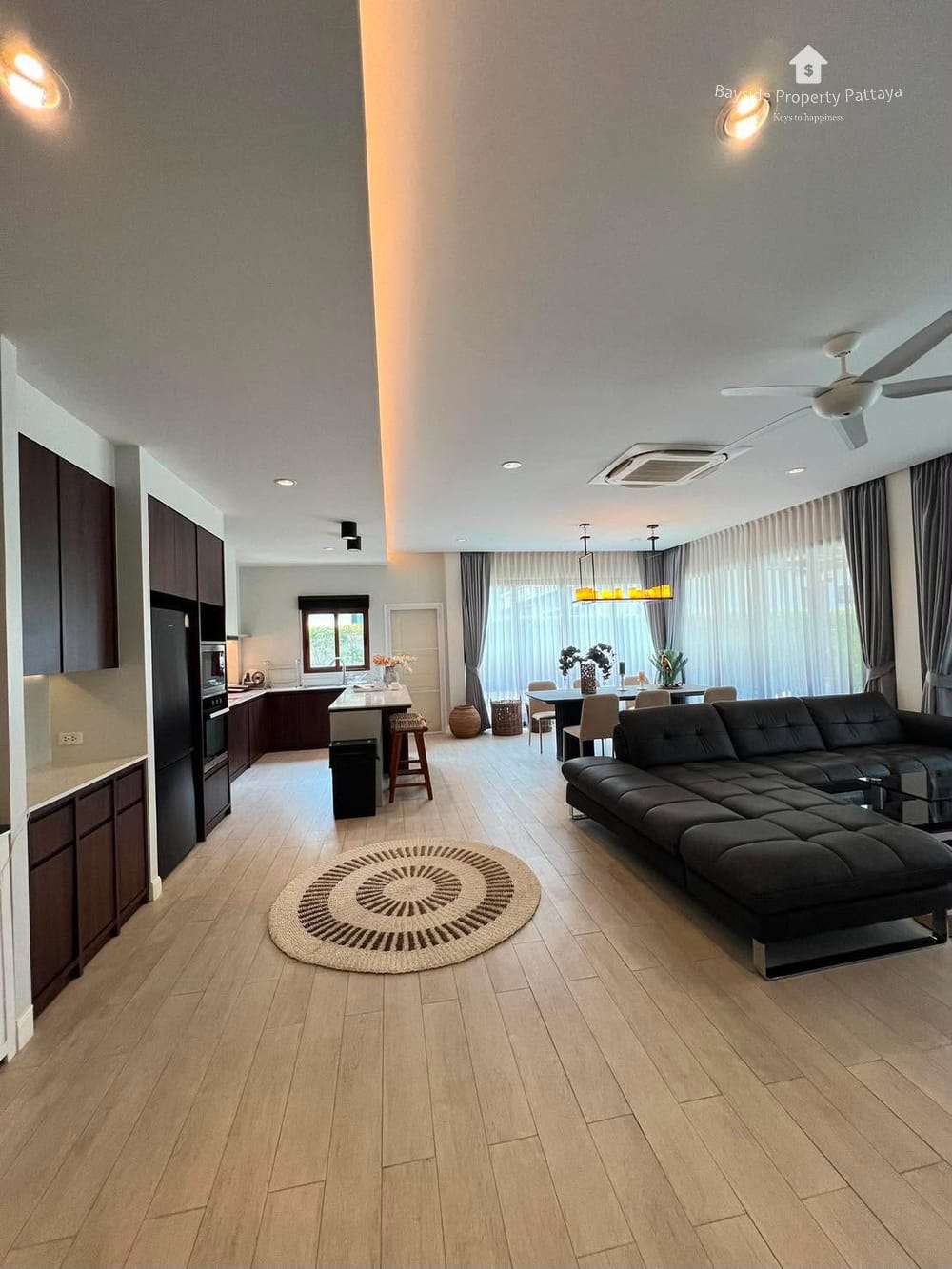 3-Bedroom Pool Villa for Sale and Rent in Panalee Banna Village, East Pattaya 12