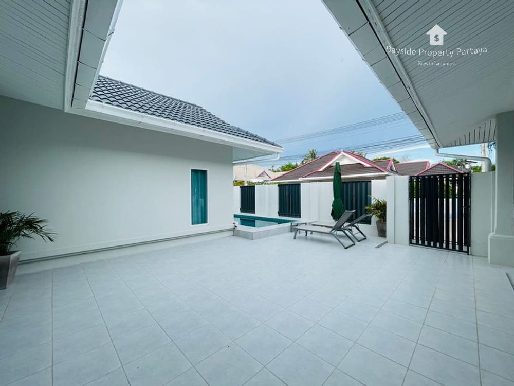 Spacious 4-Bedroom Pool Villa for Sale and Rent in East Pattaya 3