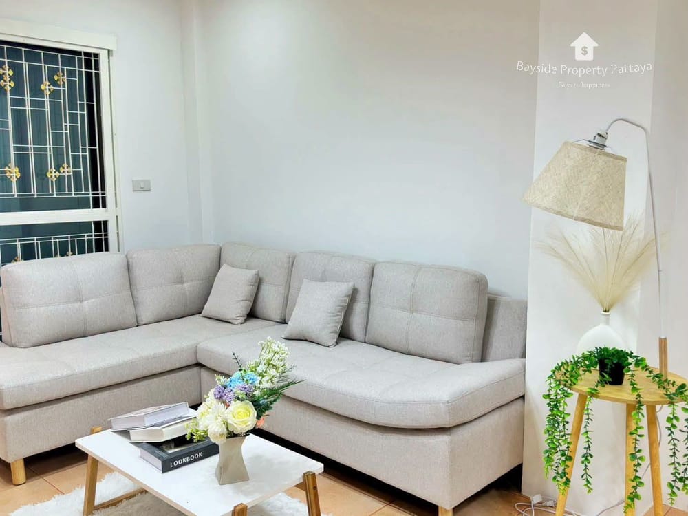 Pet-Friendly 2-Bedroom Townhouse with Air Conditioning in East Pattaya 20