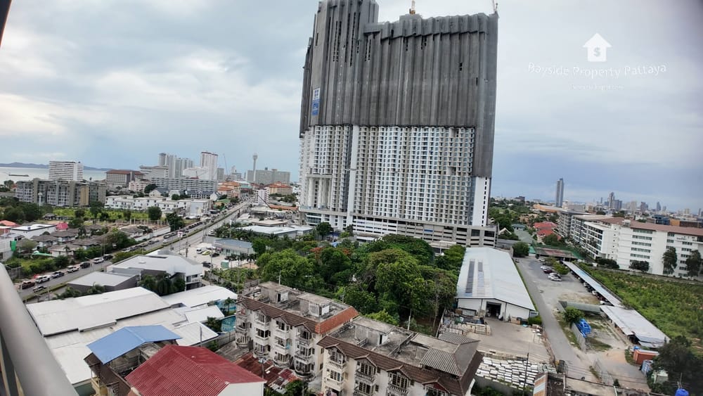 Modern 1-Bedroom Condo for Sale and Rent at The Riviera Ocean Drive, Jomtien 9