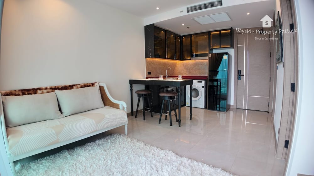 Modern 1-Bedroom Condo for Sale and Rent at The Riviera Ocean Drive, Jomtien 11
