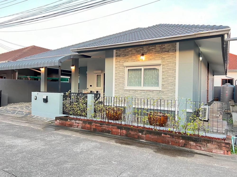 3-Bedroom House for Rent with Air Conditioning in East Pattaya 8