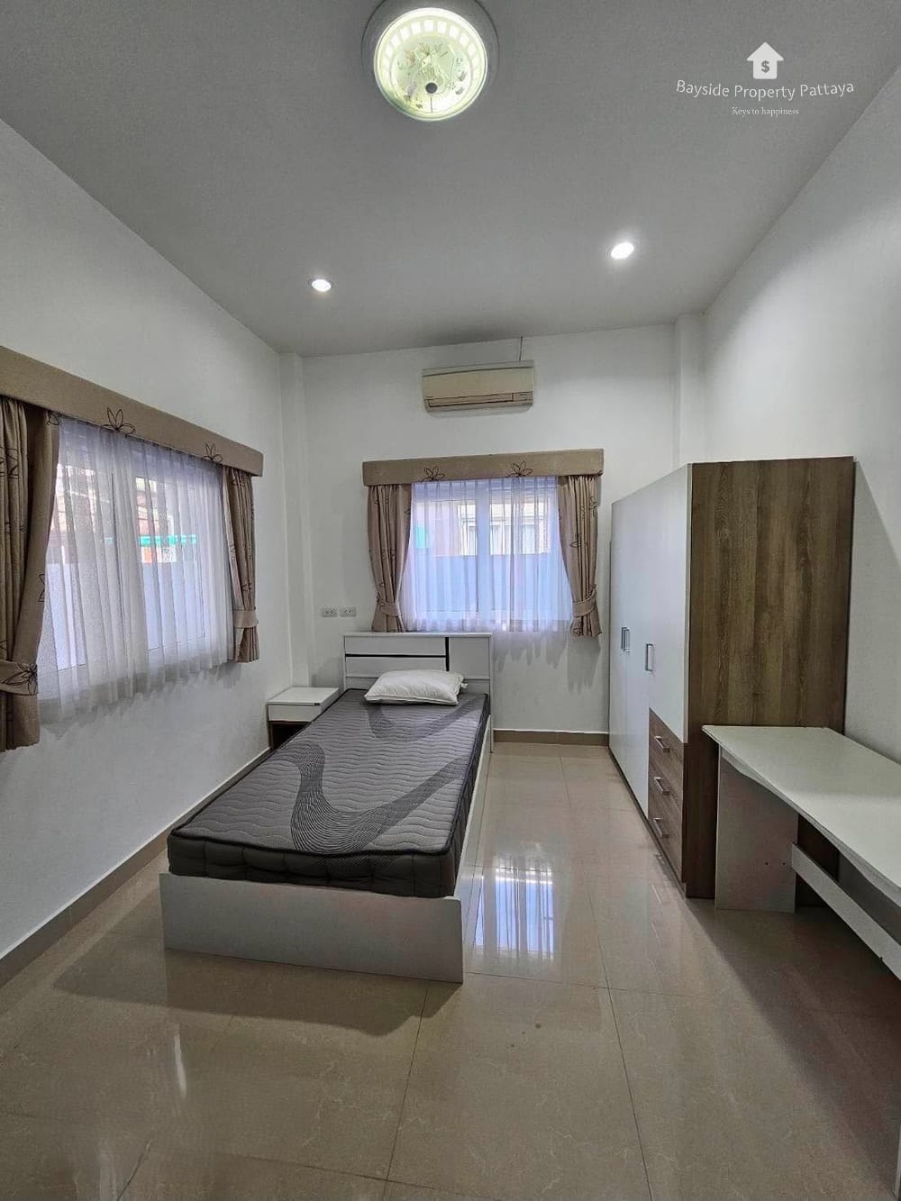 3-Bedroom House for Rent with Air Conditioning in East Pattaya 13
