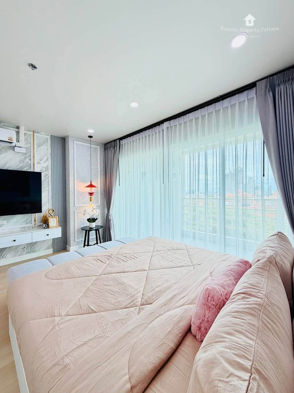 ขาย 1 ห้องนอน คอนโดวิวทะเล ใน วิวทะเล 5 (View Talay 5) 2