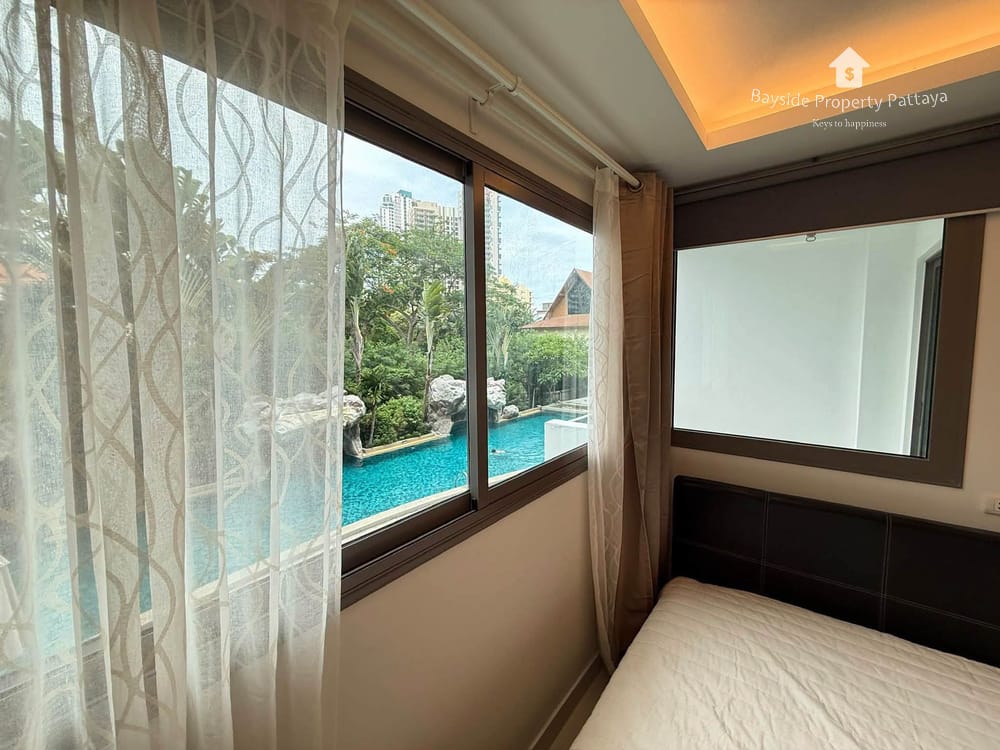 1-Bedroom Condo for Sale at Wongamat Beach, Pattaya with Air Conditioning 6