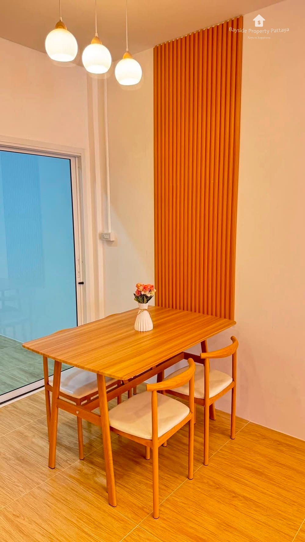 Modern 2 Bedroom Townhouse with Air Conditioning in East Pattaya 5
