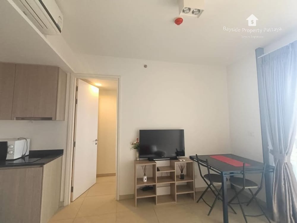 Sea View 2-Bedroom Condo for Rent at Unixx South Pattaya with 24/7 Security 9