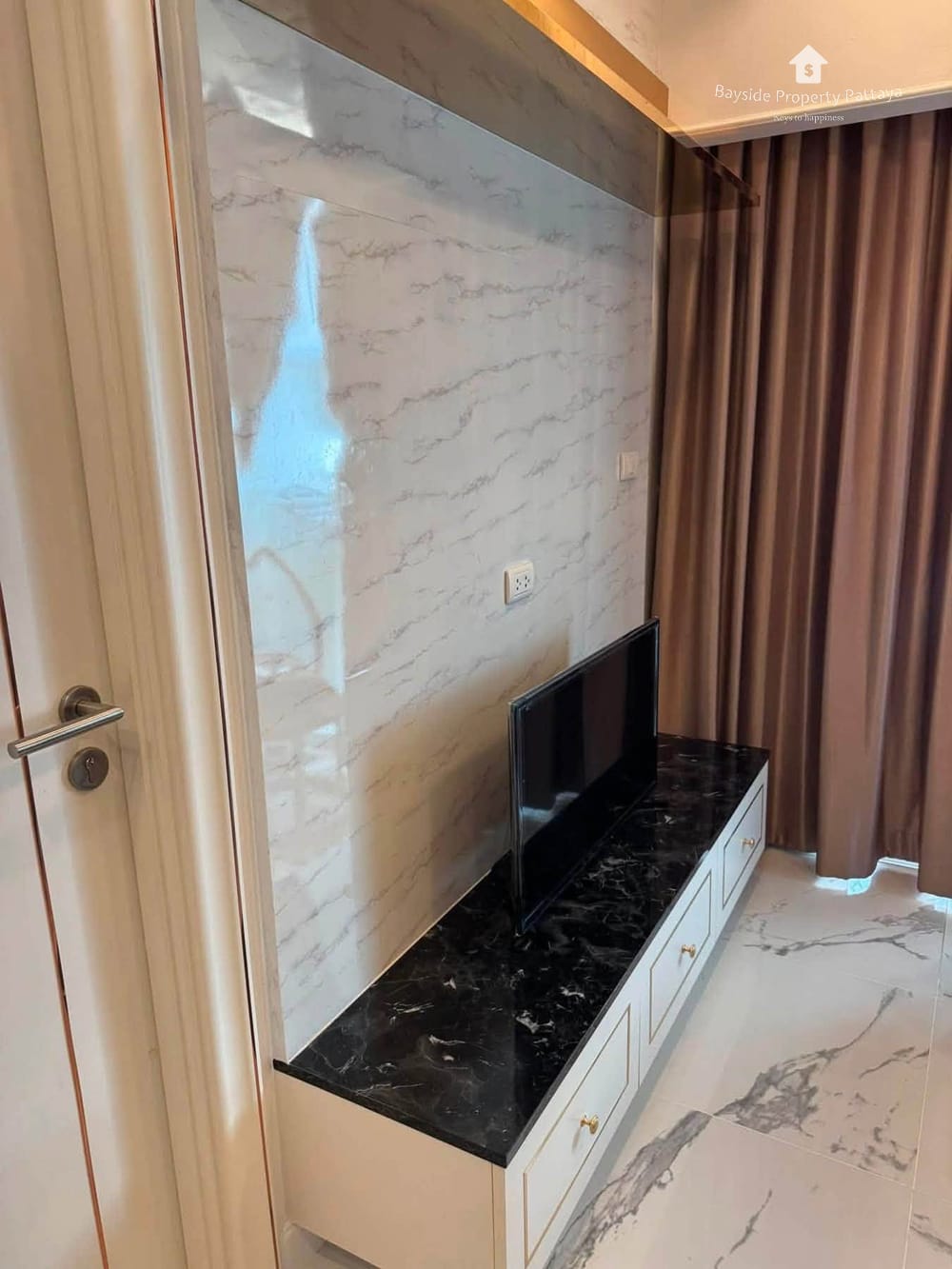 Luxury 1-Bedroom Condo for Rent with City View in Jomtien, Pattaya 5