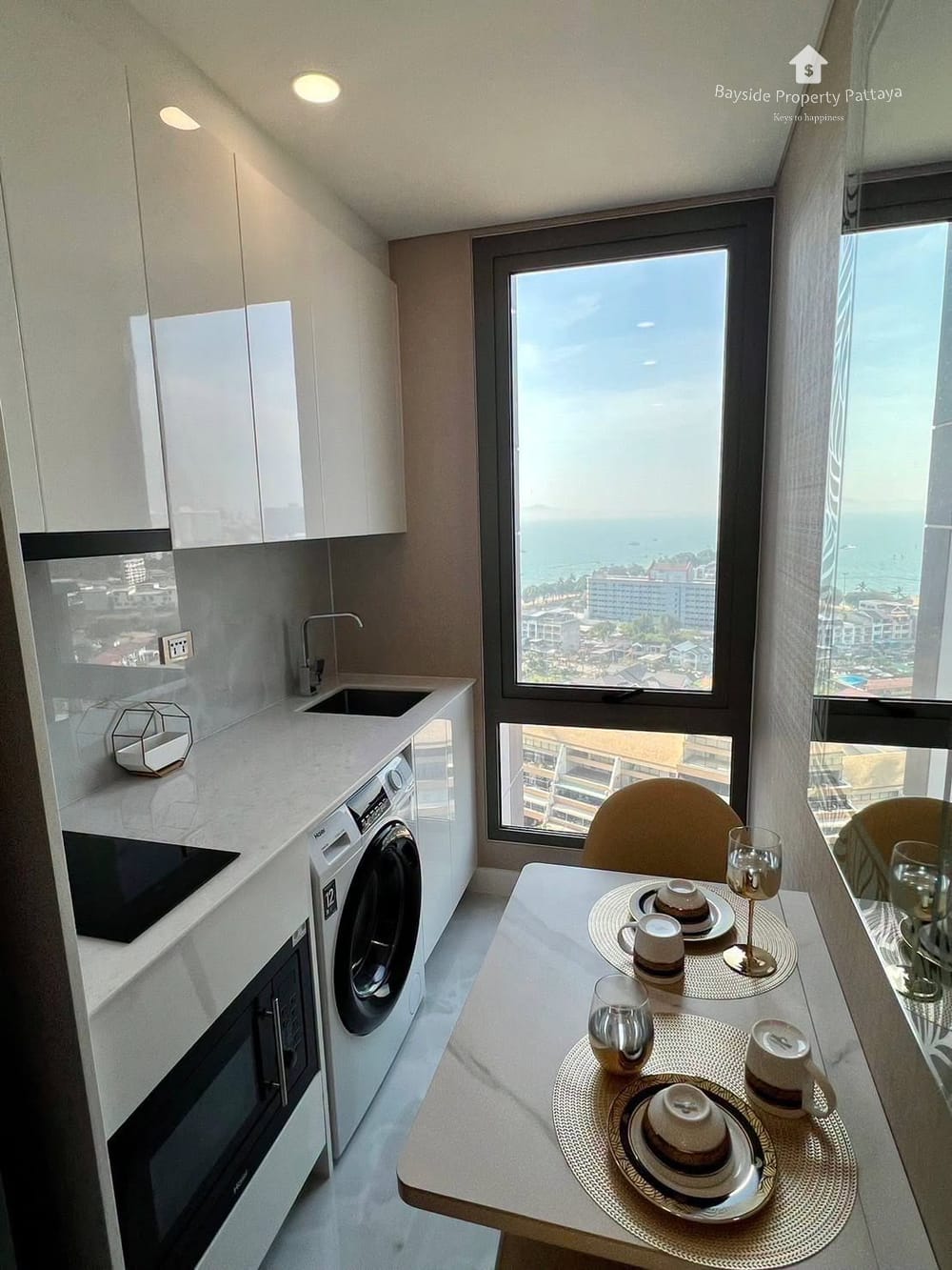 Stunning Sea View 1-Bedroom Condo for Rent in Copacabana Beach Jomtien, Pattaya 2