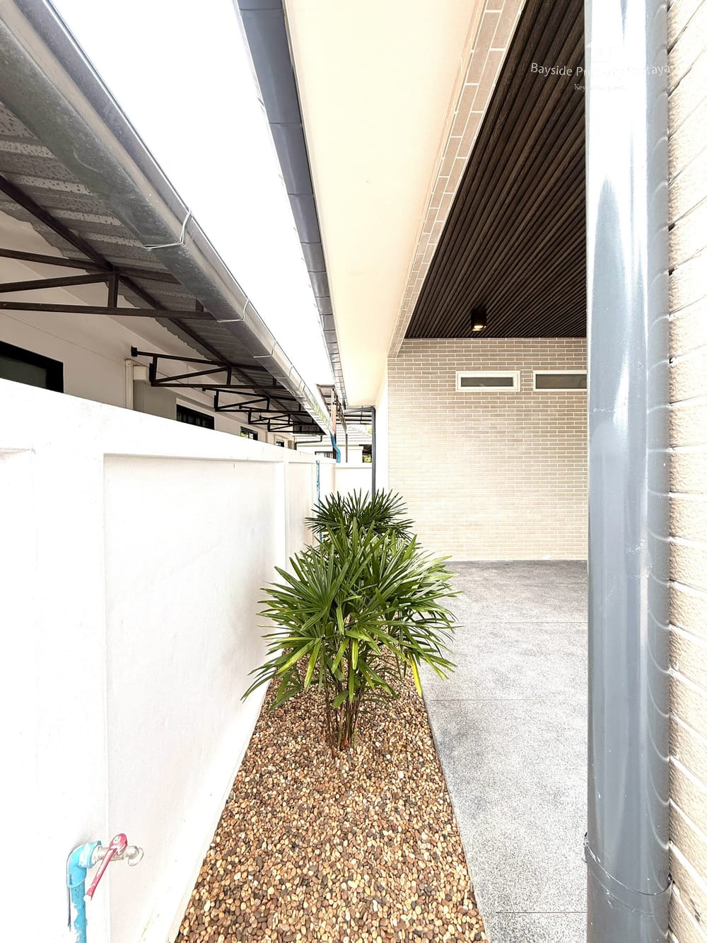 Modern 2-Bedroom Detached House for Sale in East Pattaya - Pet Friendly with Air Conditioning 4