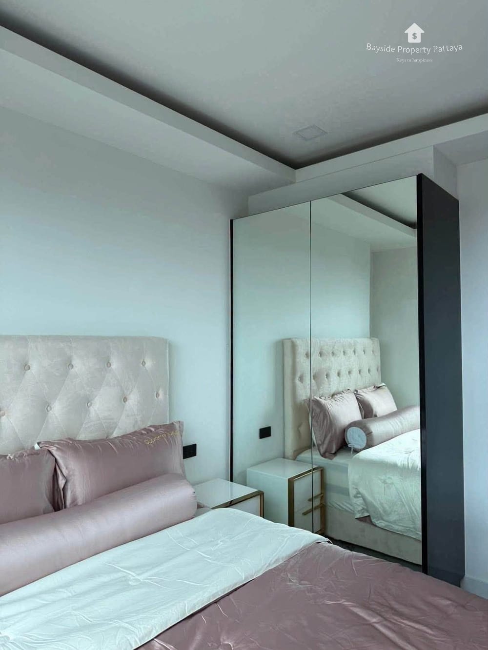 ขาย 2 ห้องนอน คอนโด ใน อคาเดีย มิลเลนเนียม ทาวเวอร์ (Arcadia Millennium Tower) 8