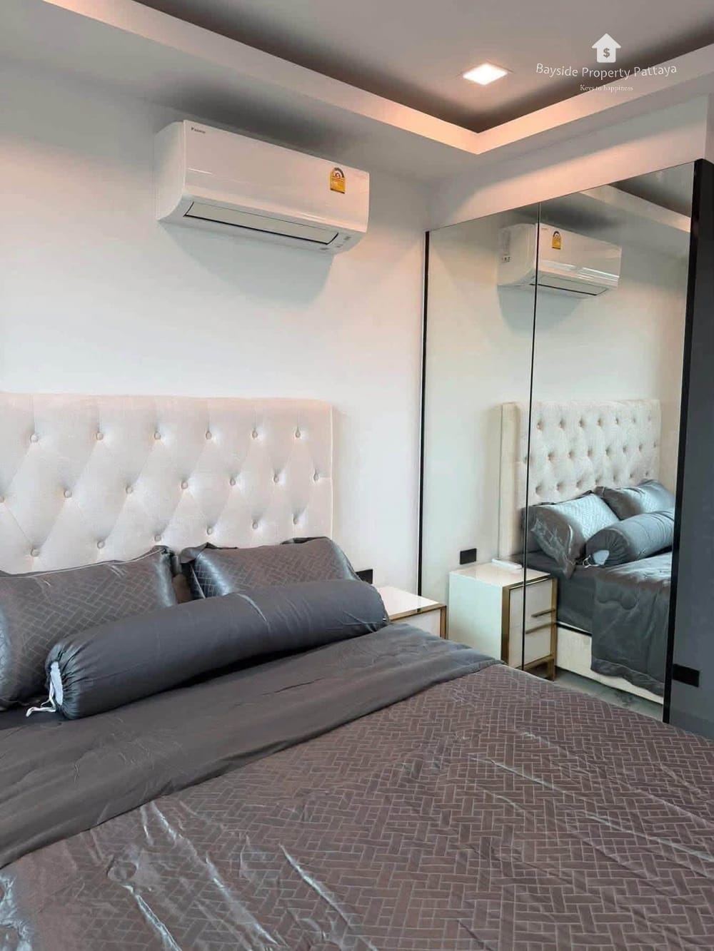 ขาย 2 ห้องนอน คอนโด ใน อคาเดีย มิลเลนเนียม ทาวเวอร์ (Arcadia Millennium Tower) 9