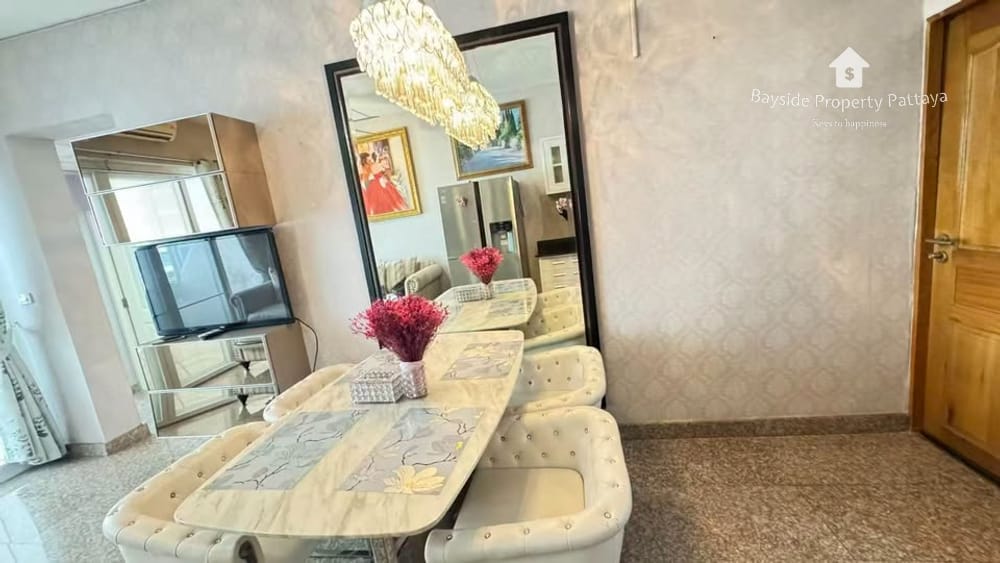 Stunning 2-Bedroom Penthouse for Sale at Siam Penthouse III with City View in Wongamat Beach, Pattaya 9