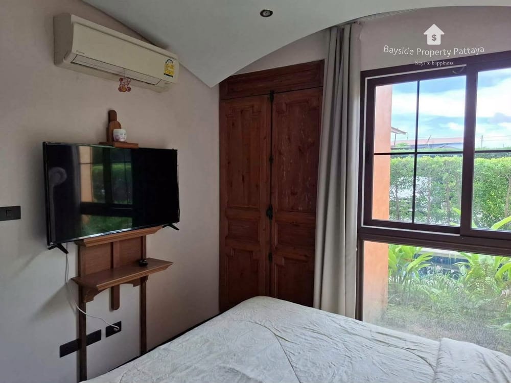 2-Bedroom Condo for Rent at Venetian Signature Condo Resort Pattaya with 24/7 Security 8