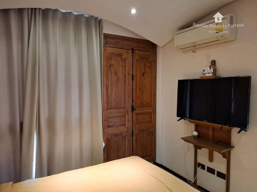 2-Bedroom Condo for Rent at Venetian Signature Condo Resort Pattaya with 24/7 Security 14