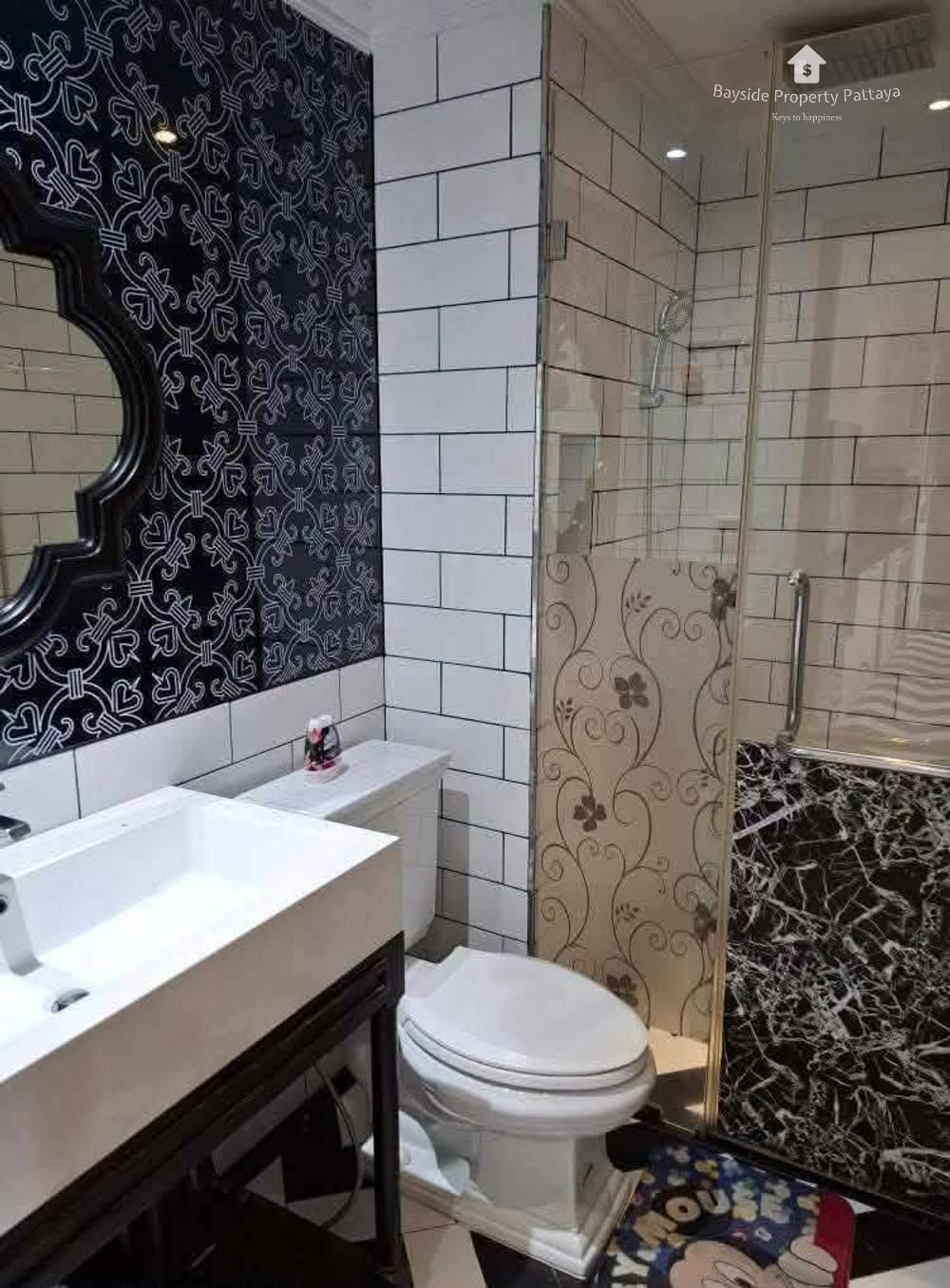 2-Bedroom Condo for Rent at Venetian Signature Condo Resort Pattaya with 24/7 Security 16
