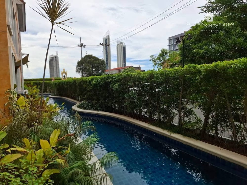 2-Bedroom Condo for Rent at Venetian Signature Condo Resort Pattaya with 24/7 Security 19