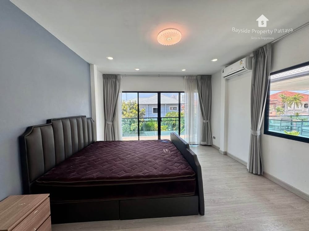 Großzügige Poolvilla mit 4 Schlafzimmern in Jomtien, Pattaya zu vermieten – Haustierfreundlich & Klimatisiert 12