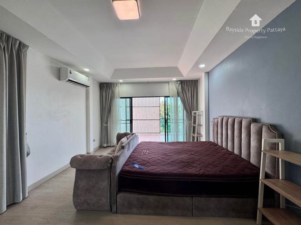Großzügige Poolvilla mit 4 Schlafzimmern in Jomtien, Pattaya zu vermieten – Haustierfreundlich & Klimatisiert 31