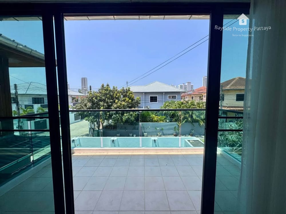 Großzügige Poolvilla mit 4 Schlafzimmern in Jomtien, Pattaya zu vermieten – Haustierfreundlich & Klimatisiert 33