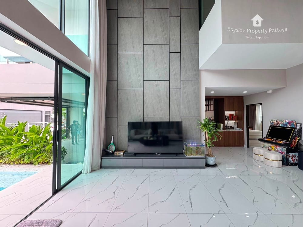 Продается 5-к. дом, 400м², в ЖК The Lake Huay Yai 15