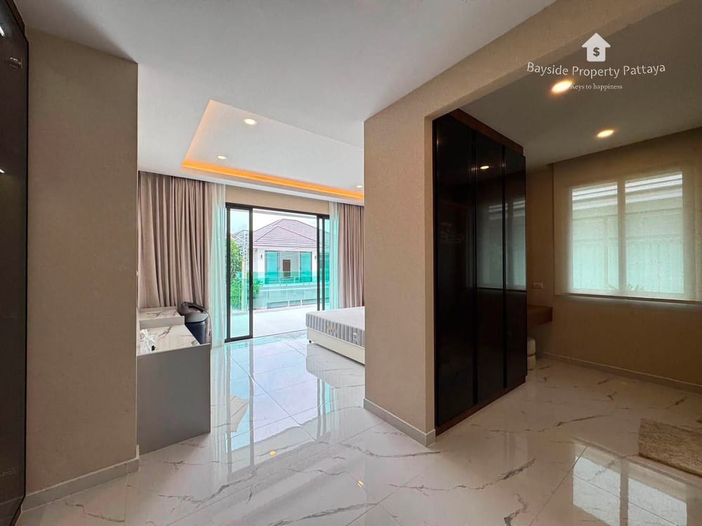 Продается 5-к. дом, 400м², в ЖК The Lake Huay Yai 19