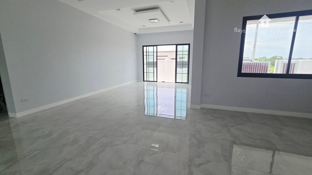 Продам 3-к. дом, 250м², с участком, Восточная Паттайя 3