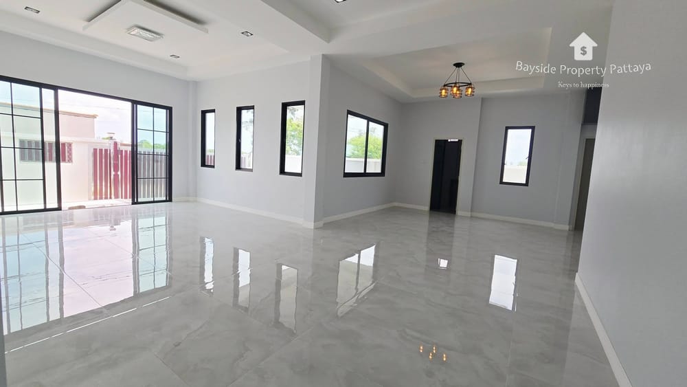 Продам 3-к. дом, 250м², с участком, Восточная Паттайя 4
