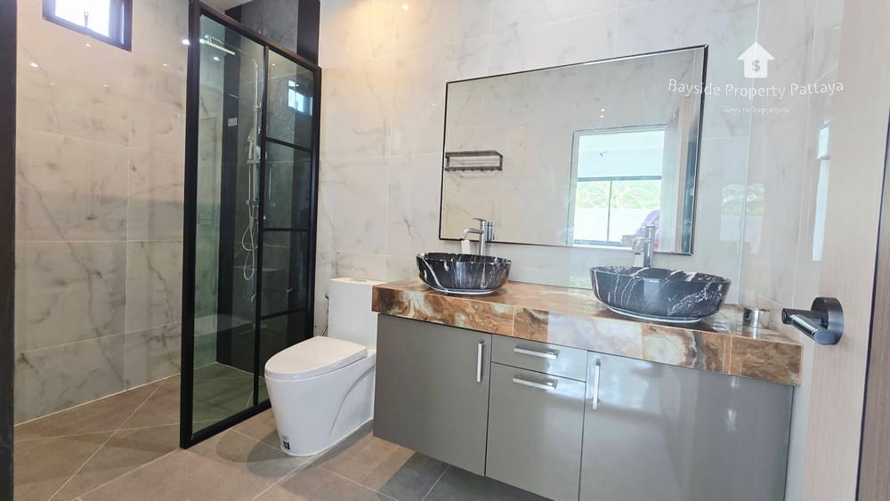 Продам 3-к. дом, 250м², с участком, Восточная Паттайя 14