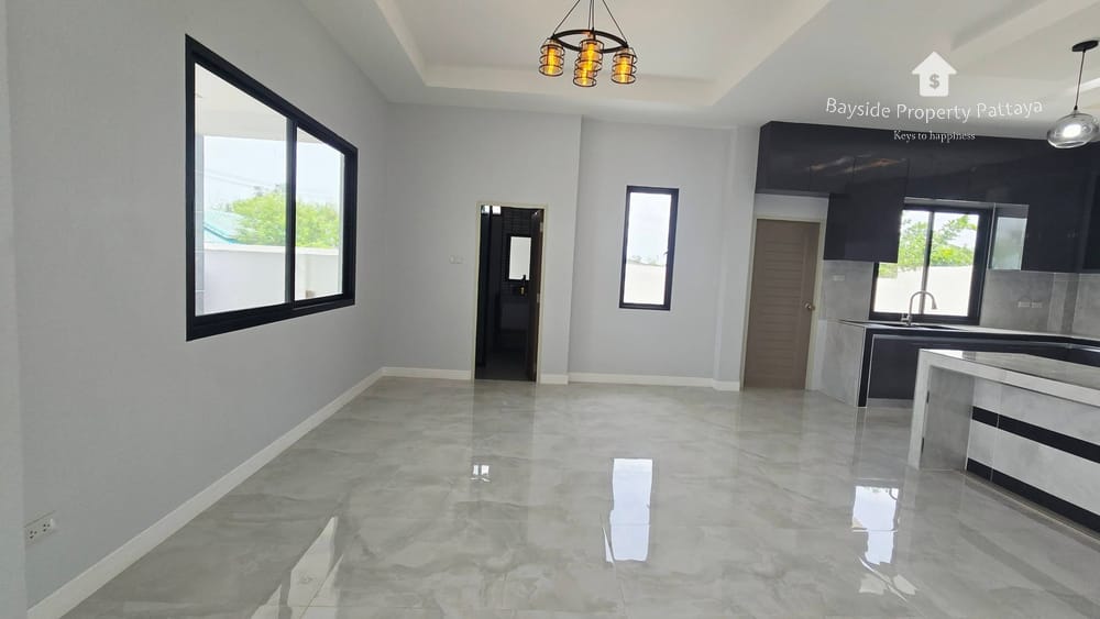 Продам 3-к. дом, 250м², с участком, Восточная Паттайя 16