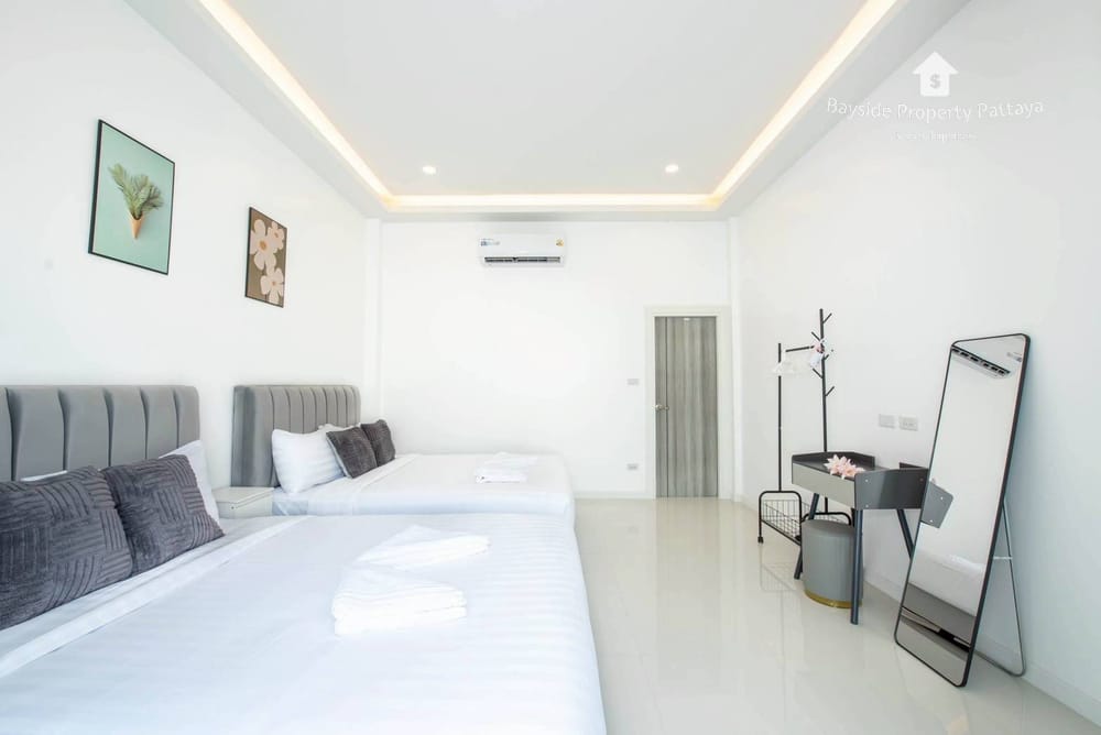 Geräumige 5-Schlafzimmer Poolvilla in Ost-Pattaya zu verkaufen – Haustierfreundlich & Klimatisiert 16